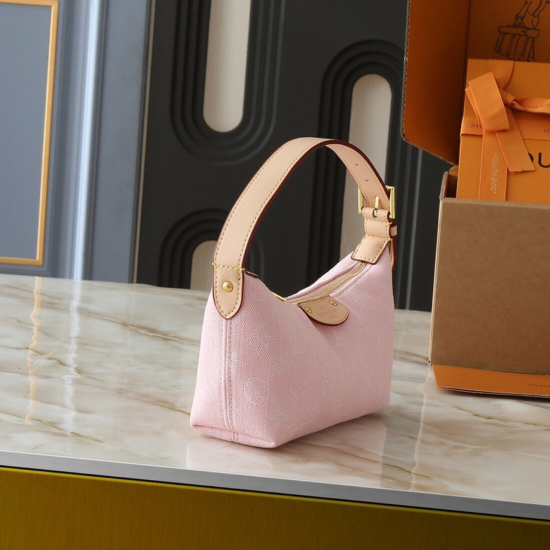 Louis Vuitton Hills Pochette Bag Denim Pink 20Cm - Image 3