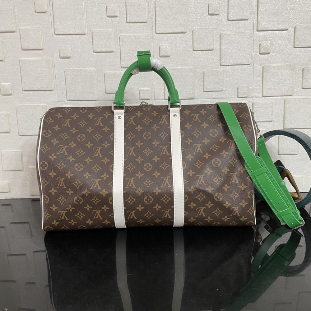 Super Vip 1:1 – Louis Vuitton Keepall Bandoulière 50 Monogram Green 50Cm M13926 - Image 4