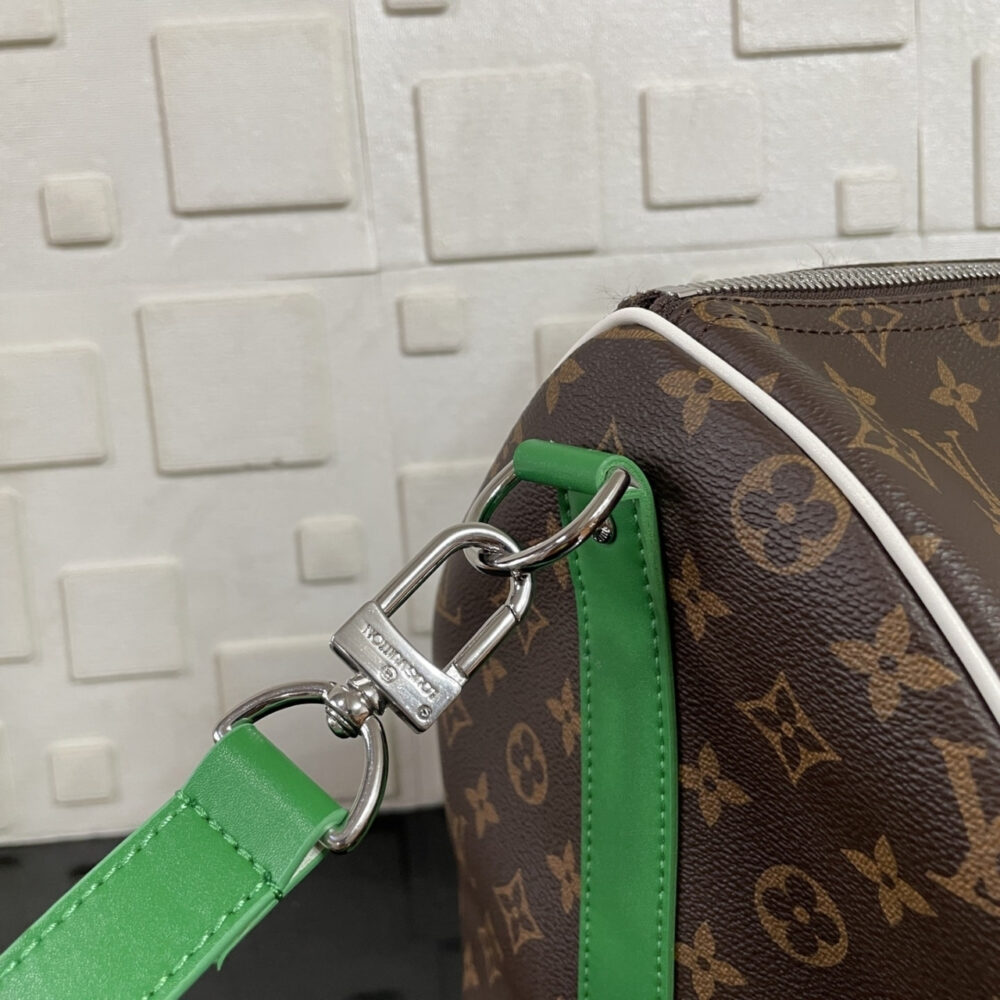 Super Vip 1:1 – Louis Vuitton Keepall Bandoulière 50 Monogram Green 50Cm M13926 - Image 6