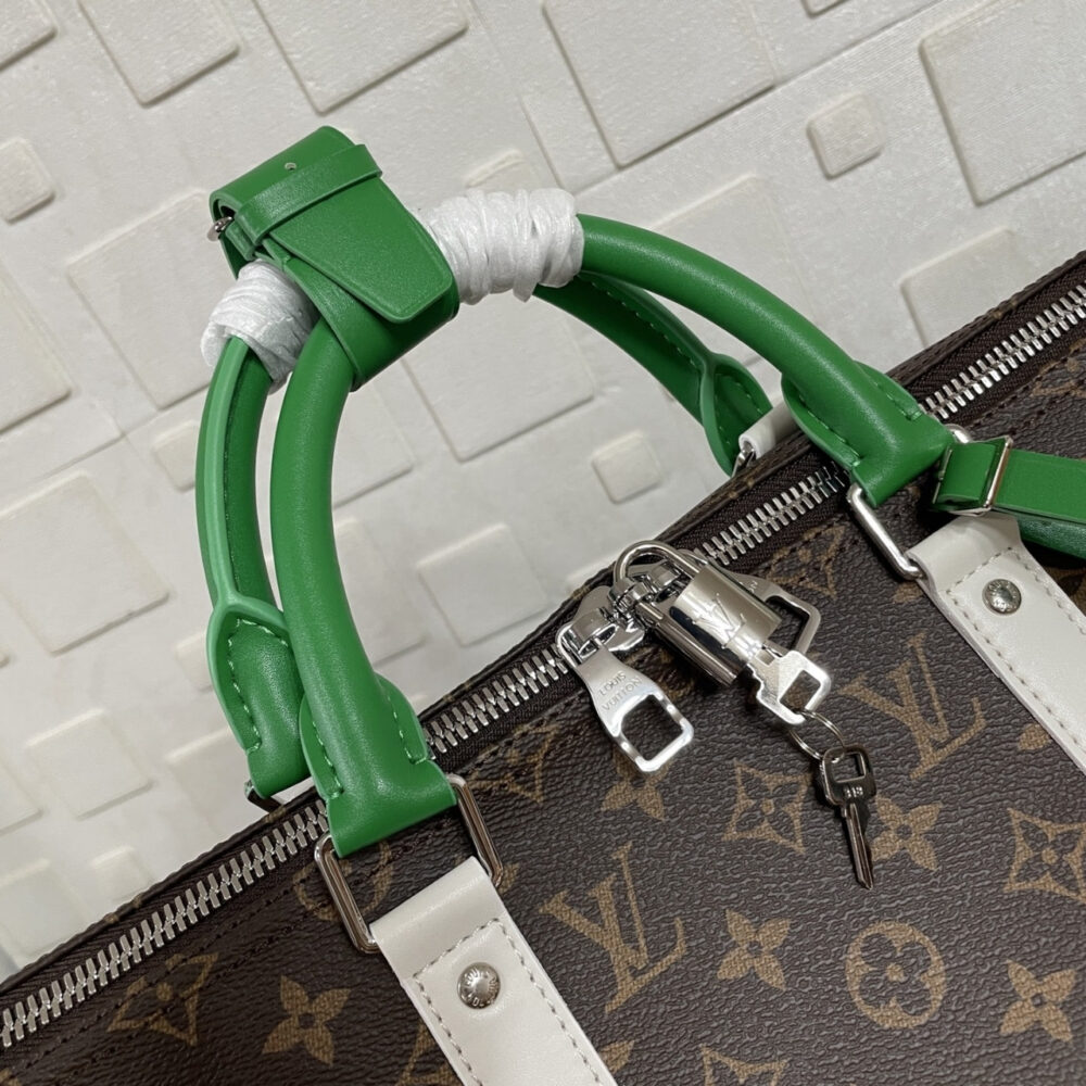 Super Vip 1:1 – Louis Vuitton Keepall Bandoulière 50 Monogram Green 50Cm M13926 - Image 7