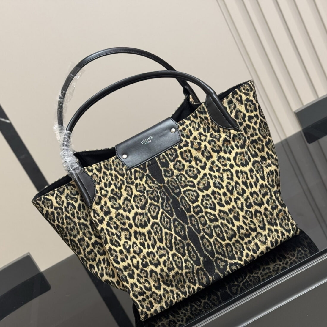 Celine Leopard Print Canvas Tote Bag 32Cm - Image 2
