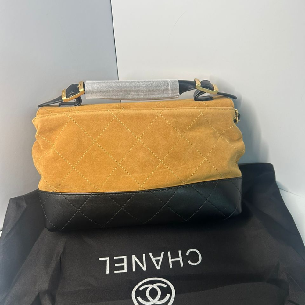 Chanel Large Flap Bag With Top Handle Shiny And Gold Tone Metal Beige And Black 29Cm AS5637 B20827 U1536 - Image 3