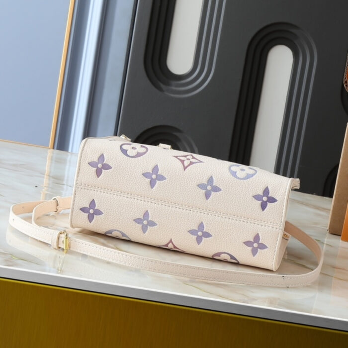 Louis Vuitton OnTheGo PM Dream Cream 25Cm M25770 - Image 3