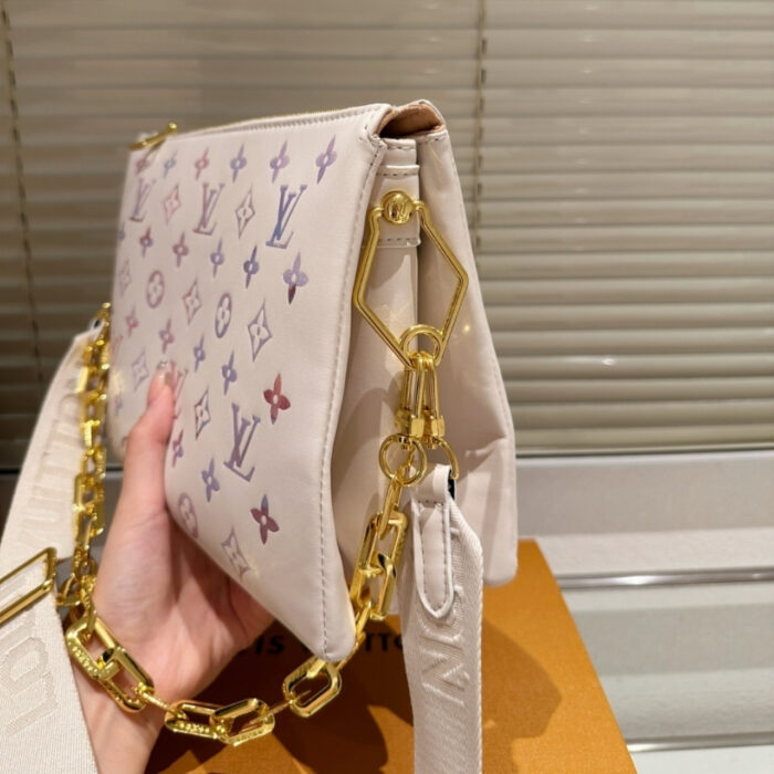 Louis Vuitton Coussin PM Dream Cream 28Cm M25507 - Image 5
