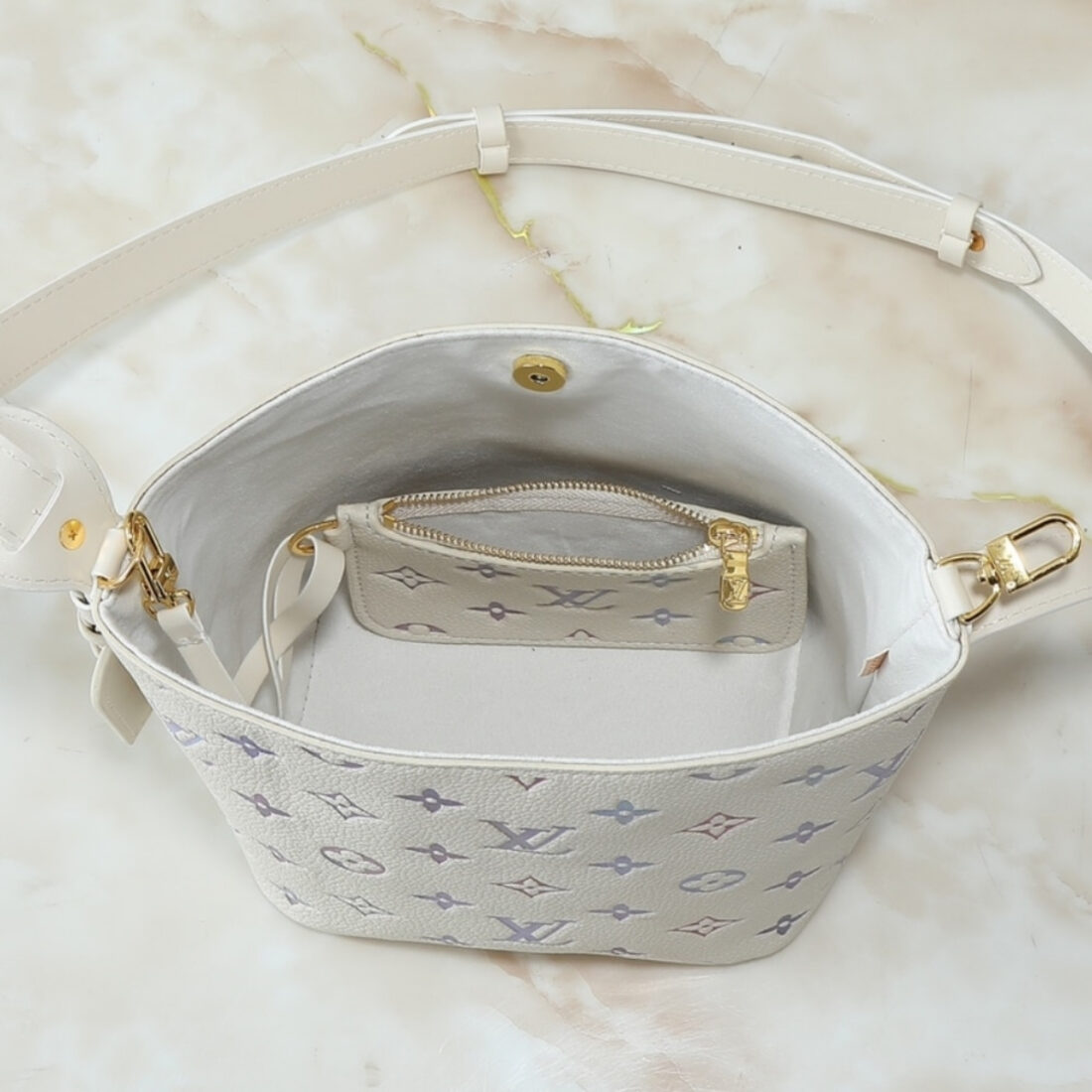 Louis Vuitton All In BB White 18Cm M25673 - Image 6