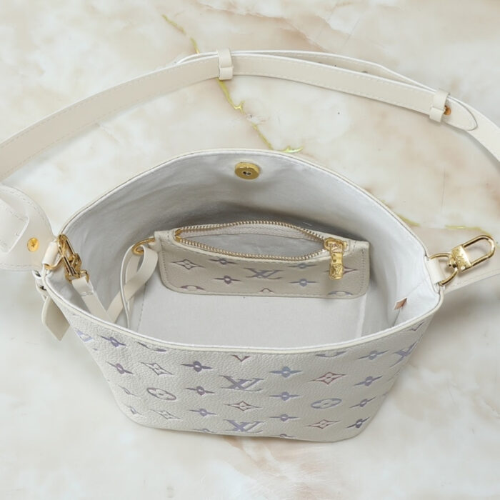 Louis Vuitton All In BB White 18Cm M25673 - Image 6