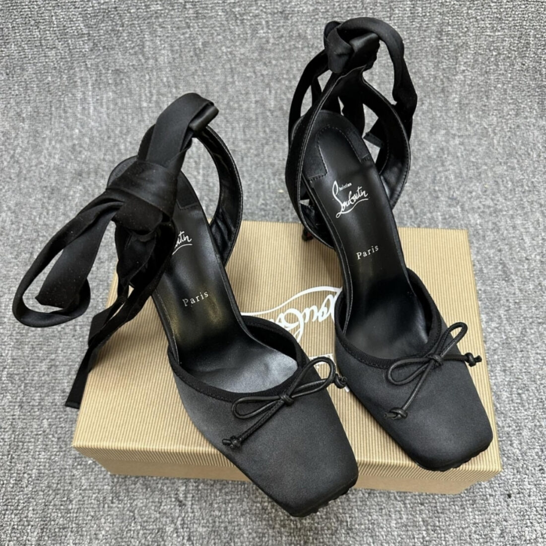 Christian Louboutin Cassia Lace Up Black 1250498B439 - Image 3