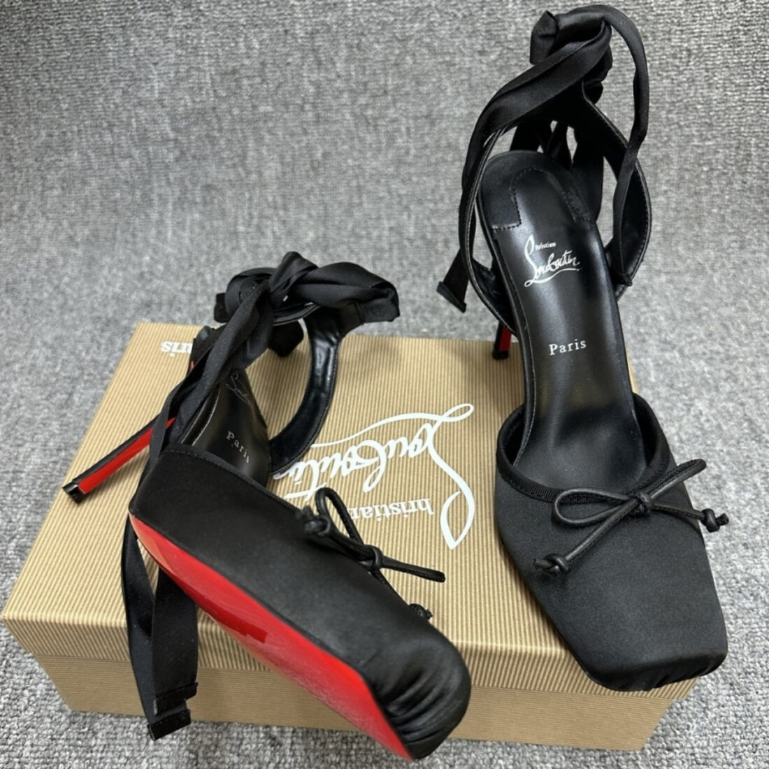 Christian Louboutin Cassia Lace Up Black 1250498B439 - Image 5