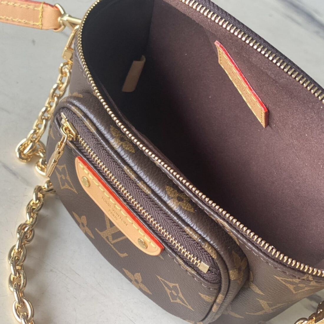 Super Vip 1:1 – Louis Vuitton Mini Bumbag Bag Monogram Canvas Brown 17Cm M82335 - Image 6