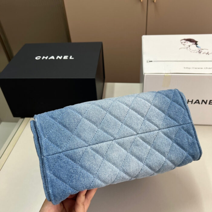 Chanel 25 Small Handbag Denim Blue 26Cm AS5293 B20603 U0475 - Image 6