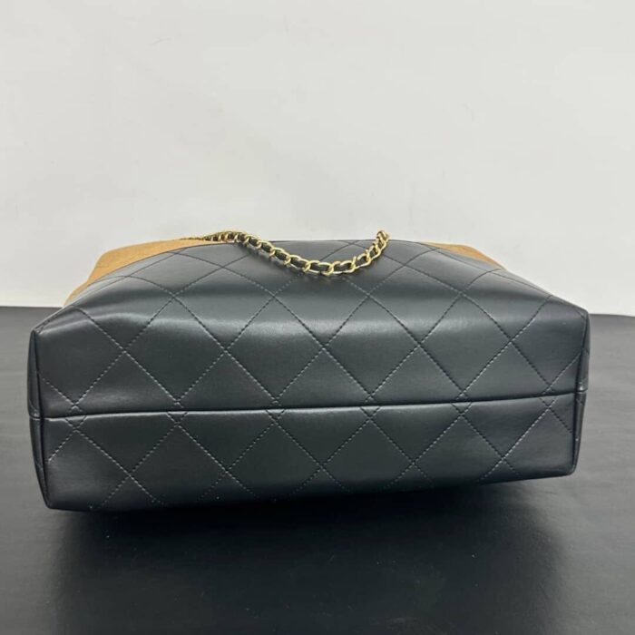 Super Vip 1:1 – Chanel Shopping Bag Gold Tone Mental Beige And Black 36Cm AS5657 B20827 U1536 - Image 5