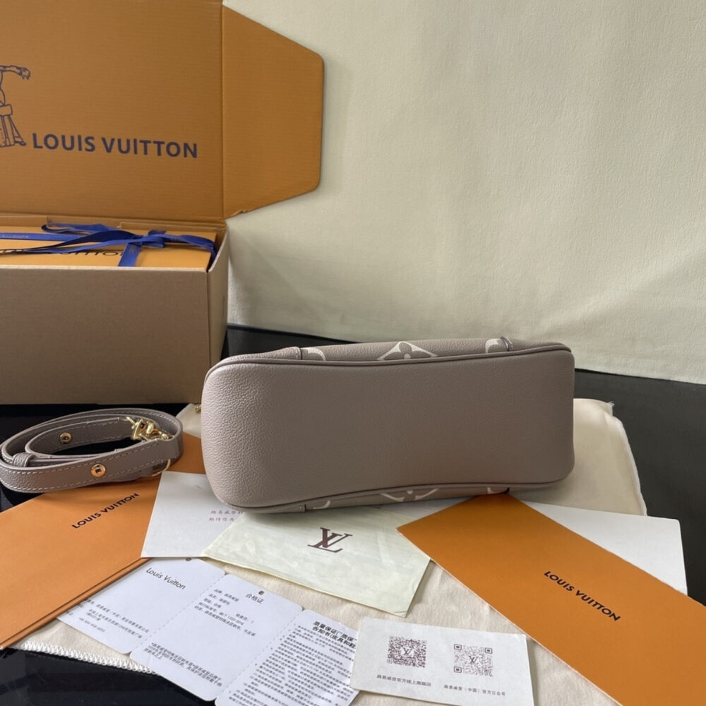 Super Vip 1:1 –  Louis Vuitton Boulogne PM Bag Grey 29Cm - Image 7
