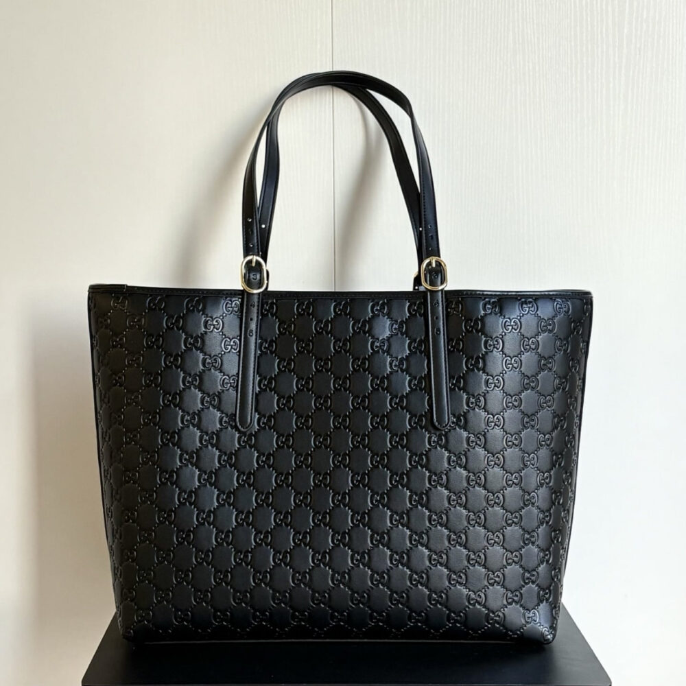 Gucci GG Emblem Large Tote Bag Black 37Cm 847455 AAFDV 1000 - Image 4