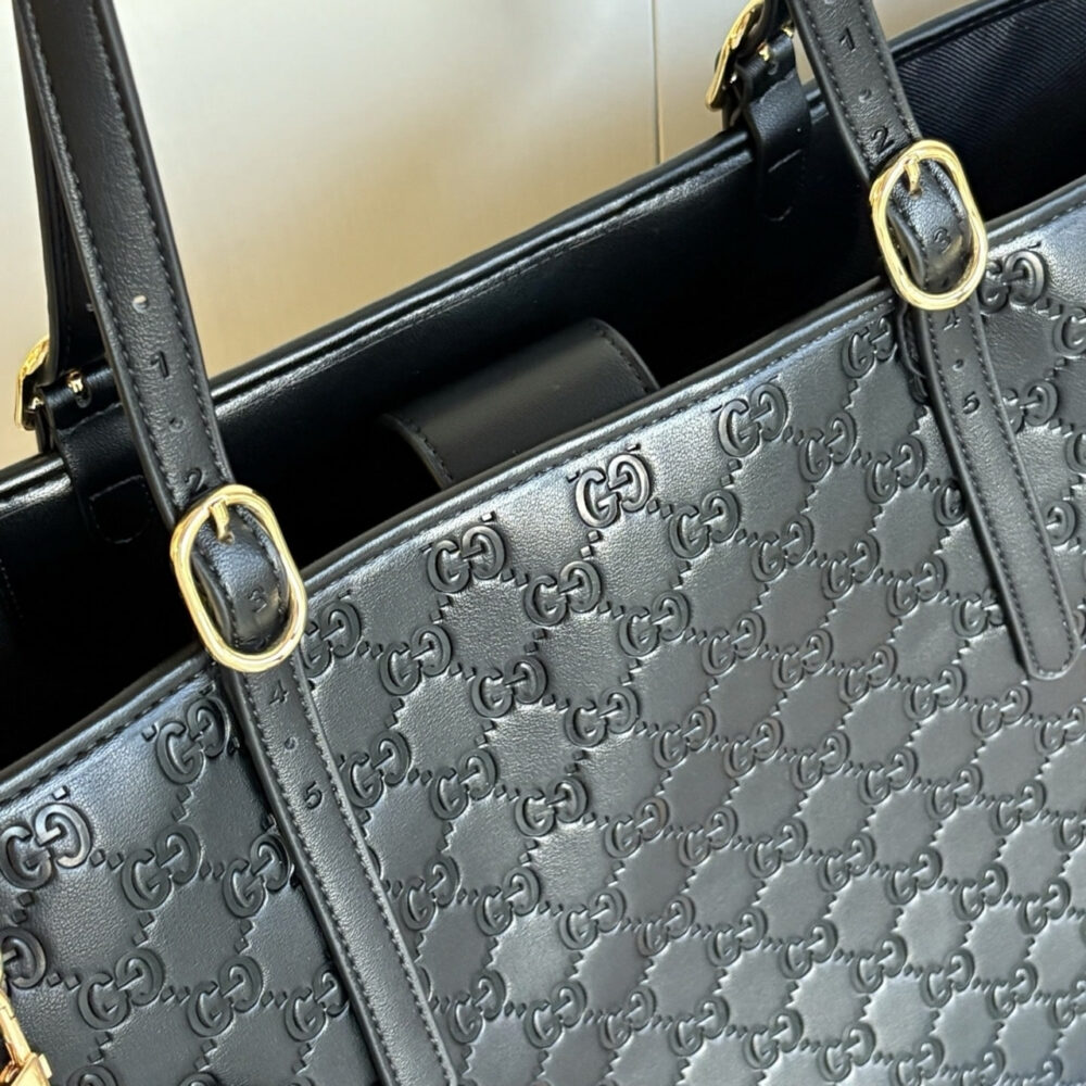 Gucci GG Emblem Large Tote Bag Black 37Cm 847455 AAFDV 1000 - Image 6