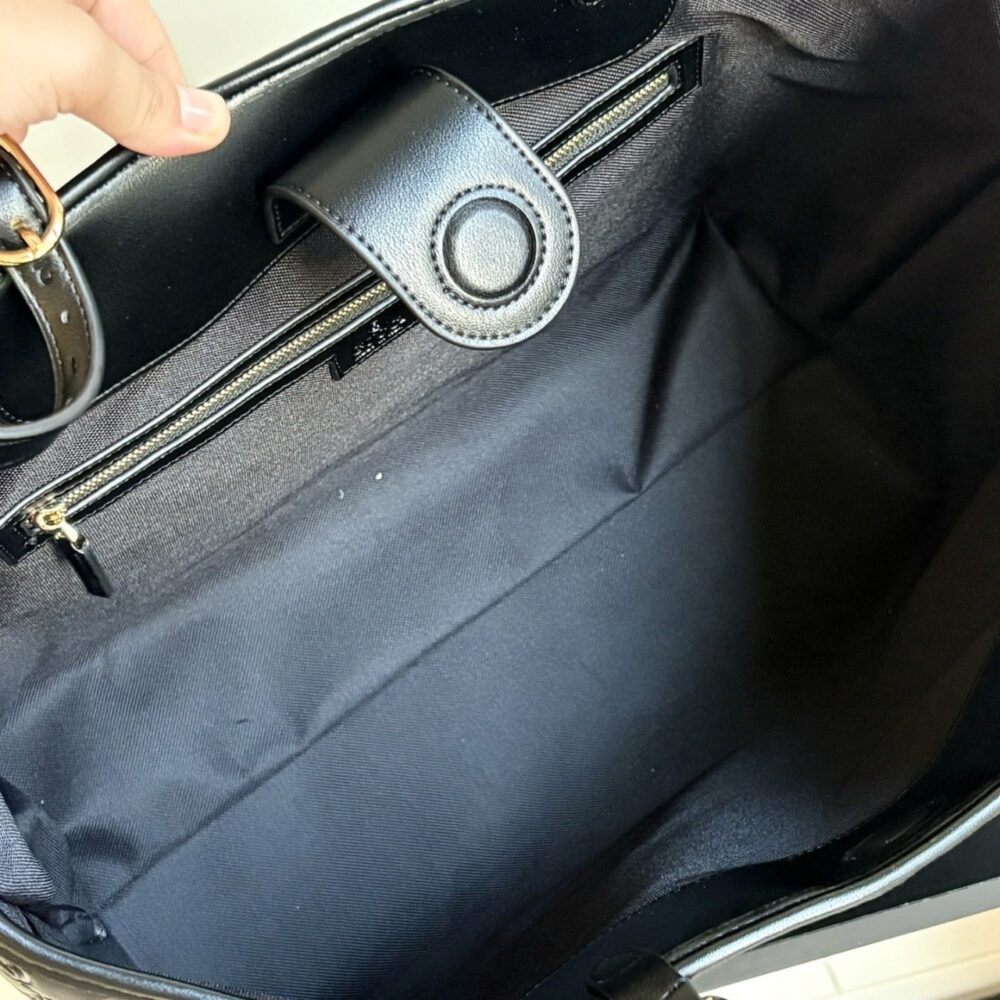 Gucci GG Emblem Large Tote Bag Black 37Cm 847455 AAFDV 1000 - Image 7