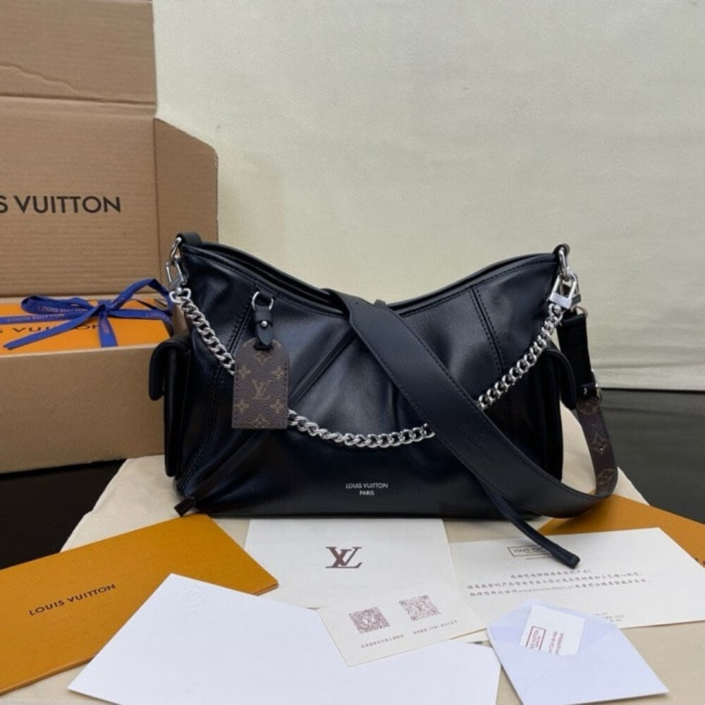 Super Vip 1:1 –  Louis Vuitton CarryAll Cargo Vibe PM Black 33Cm M24861 - Image 2