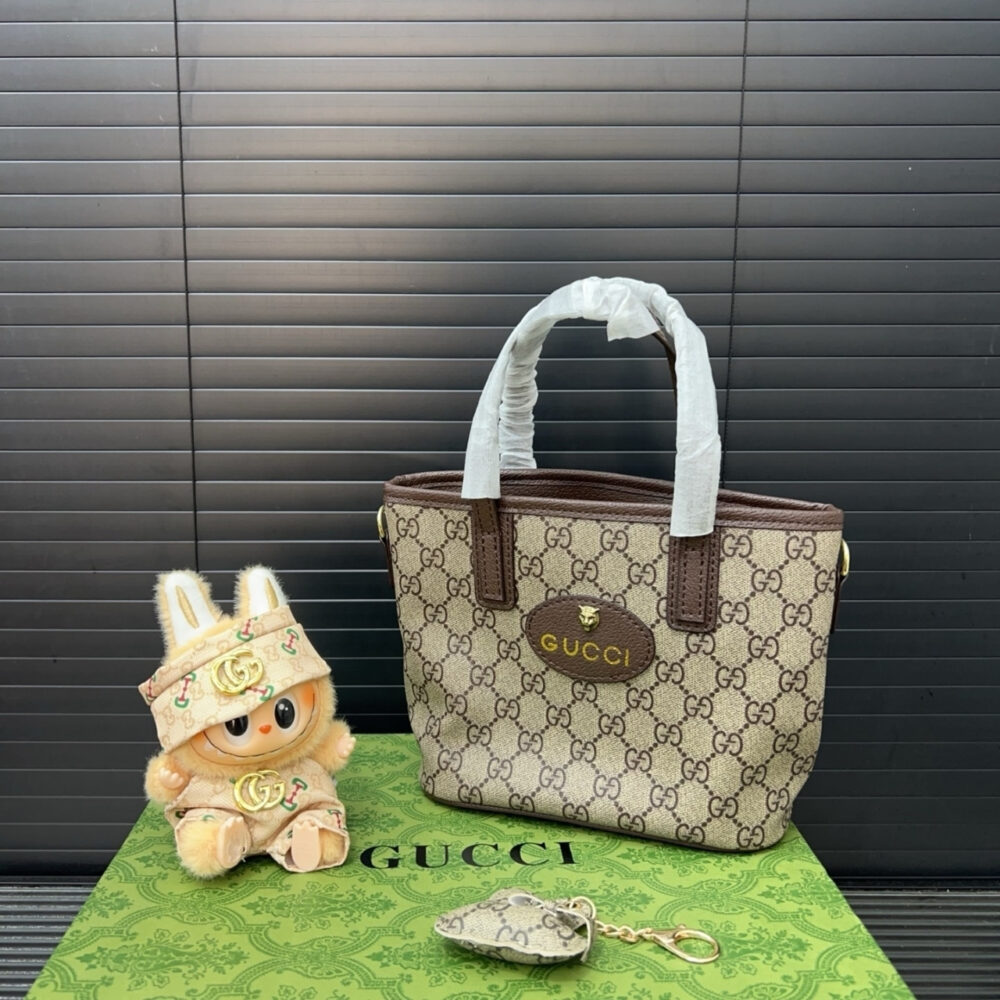 Gift set: Gucci Neo Vintage Supreme Mini Tote Bag 22Cm - Image 3