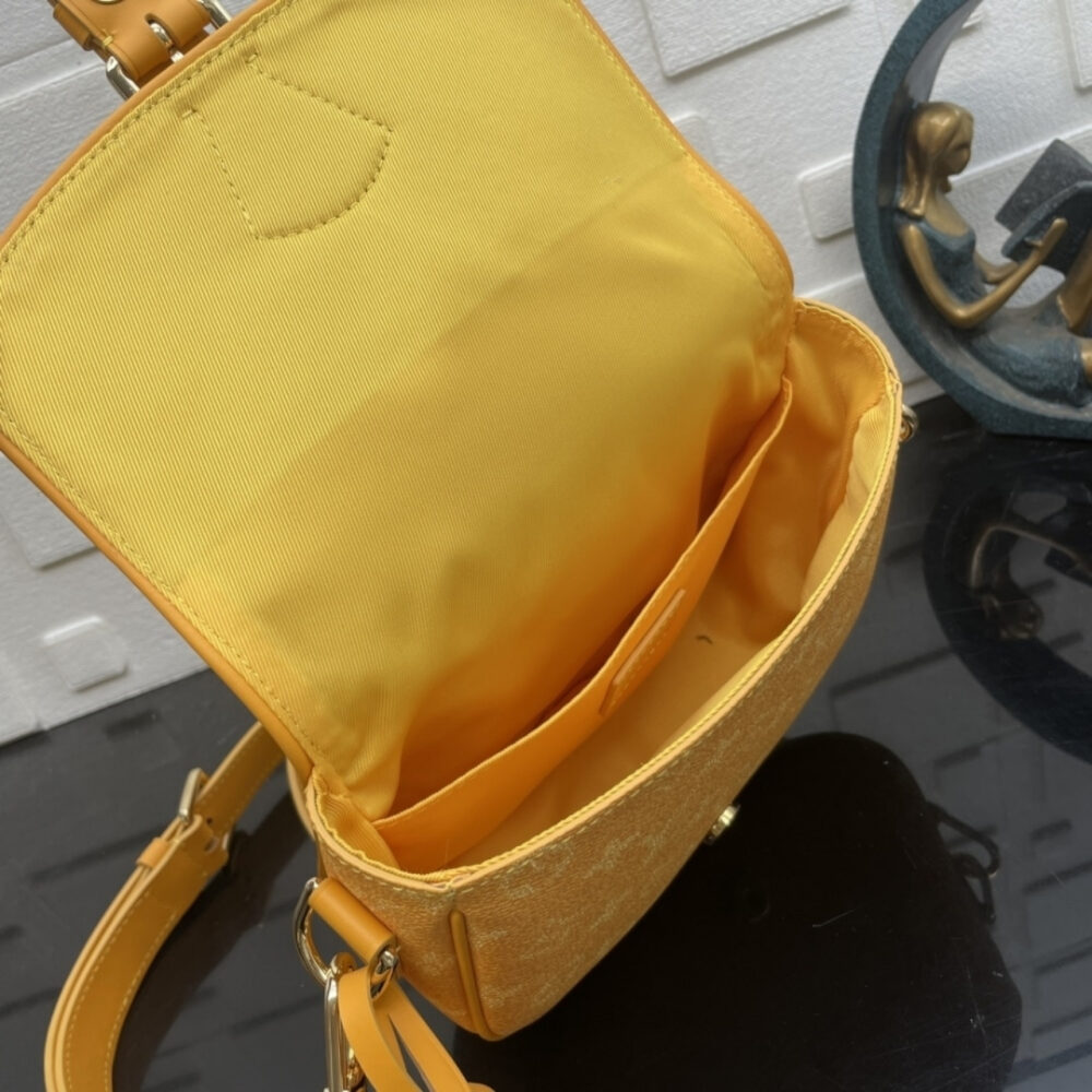 Super Vip 1:1 – Louis Vuitton Montsouris Messenger Bag Yellow 20Cm M12694 - Image 6