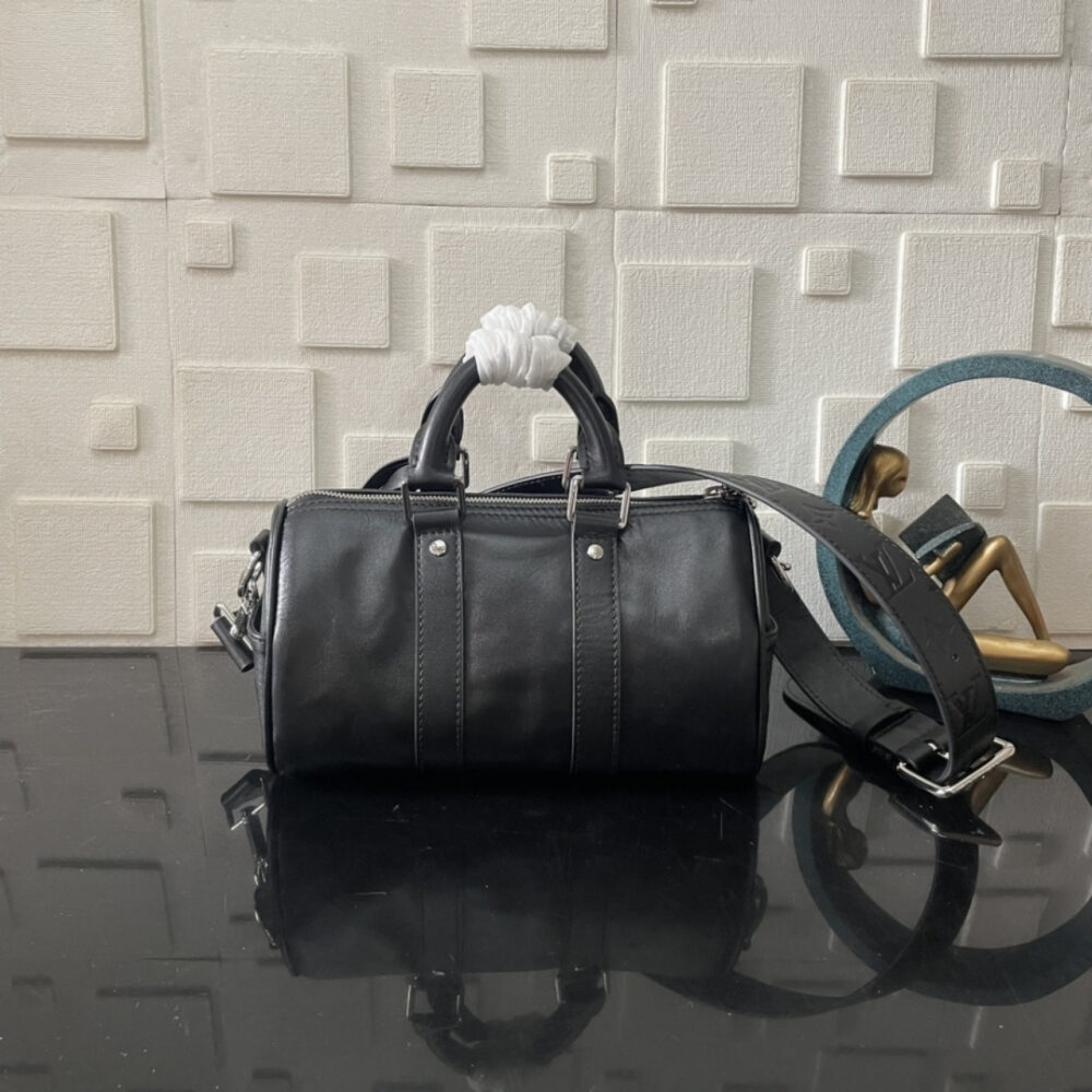 Super Vip 1:1 – Louis Vuitton Keepall Cargo Bandoulière 25 Bag Night Black 25Cm M13988 - Image 4