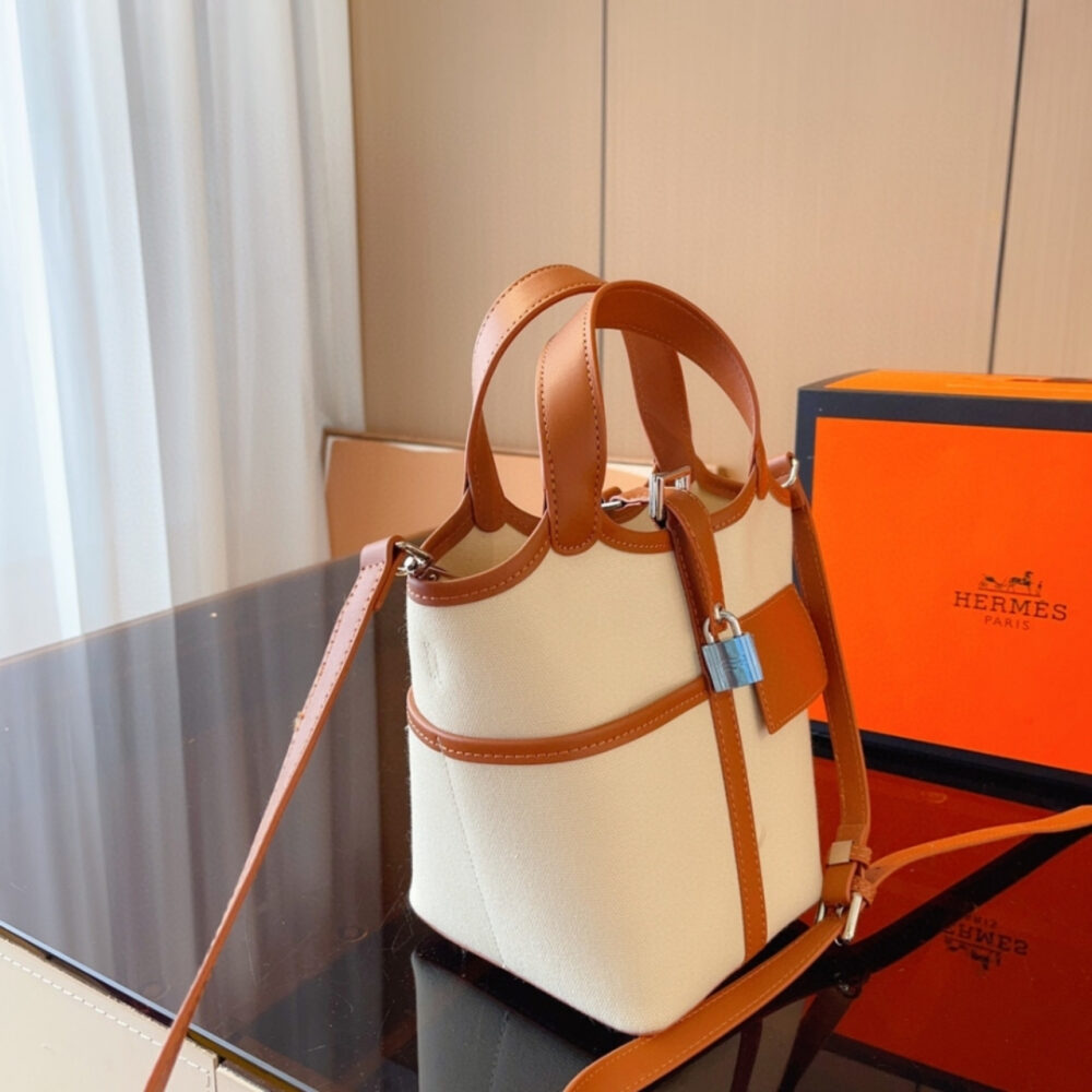 Hermes Picotin Lock 18 Pocket Bag Beige 20Cm - Image 3