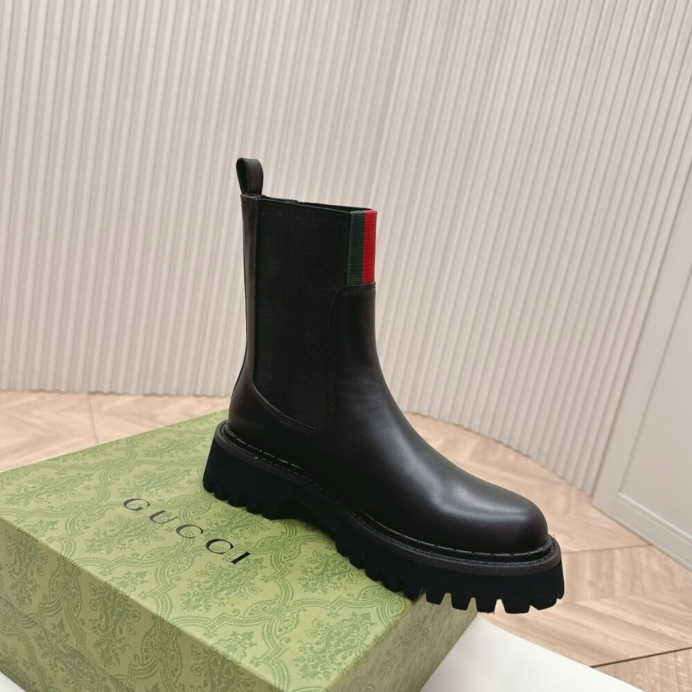 Gucci Chelsea Boot Black 806398 AAD6T 1052 - Image 6