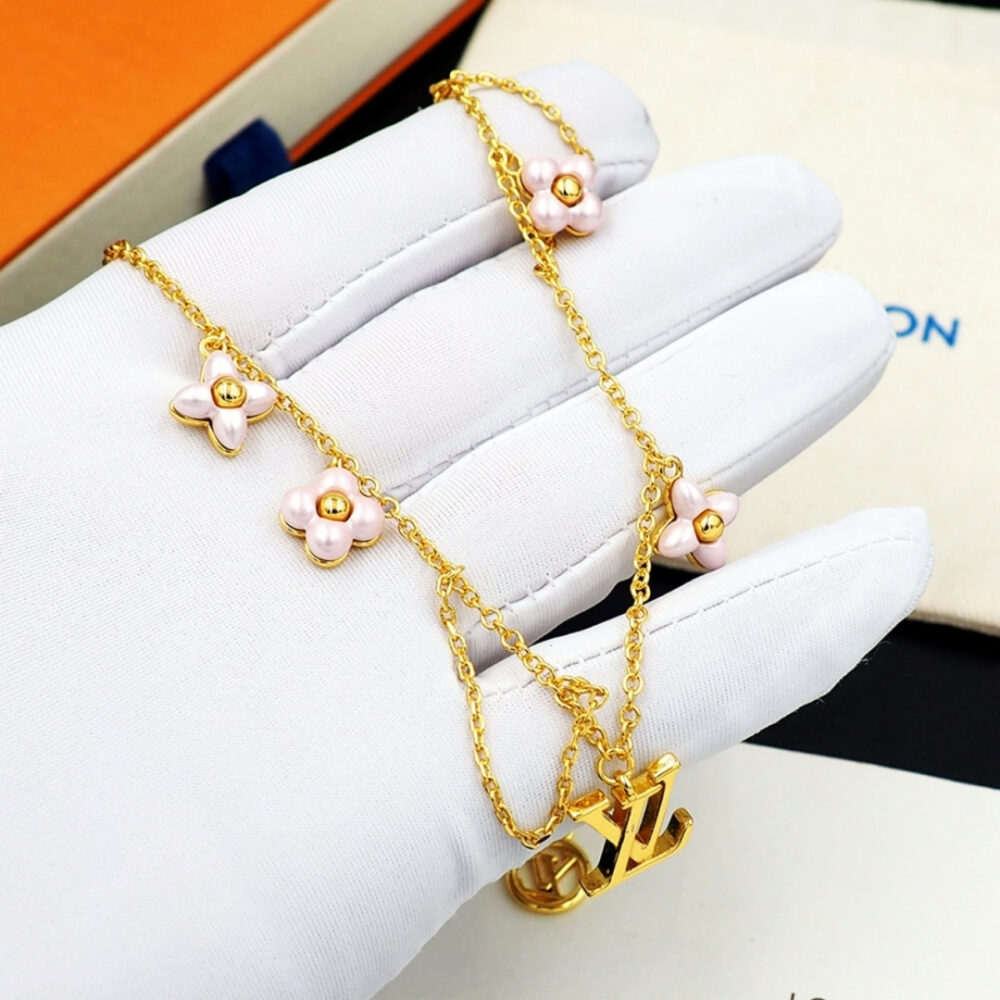 Louis Vuitton LV Floragram Necklace Gold M03016 - Image 6
