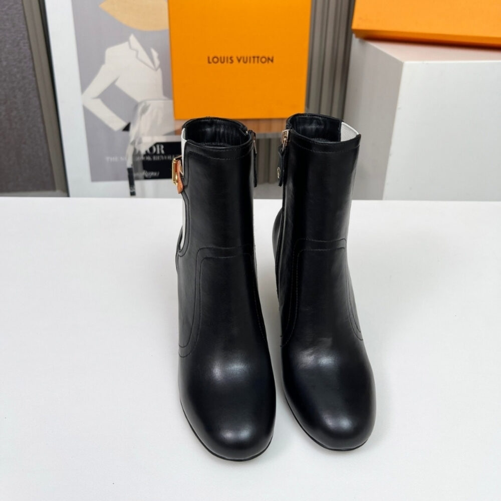Louis Vuitton Silhouette Ankle Boot Black 1ACL6X - Image 4