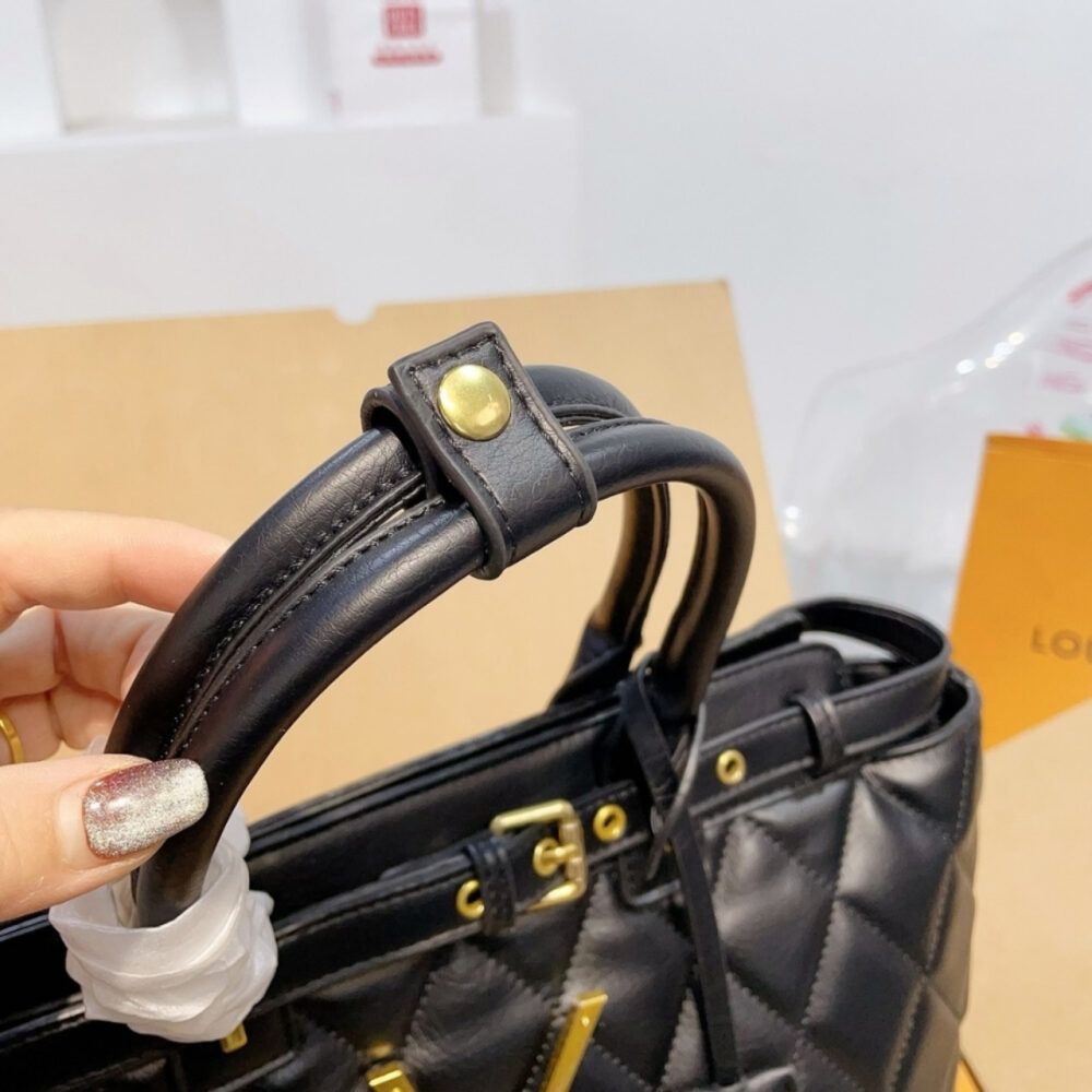 Saint Laurent Handbag Black 33Cm - Image 4
