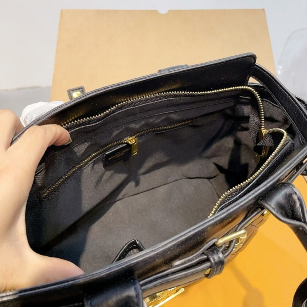 Saint Laurent Handbag Black 33Cm - Image 6