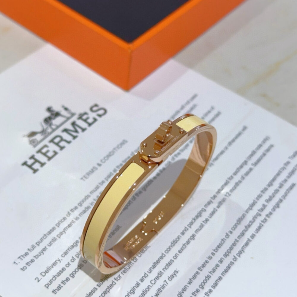 Hermes Mini Clic Kelly Bracelet Yellow And Rose Gold H200004FO68GM - Image 4