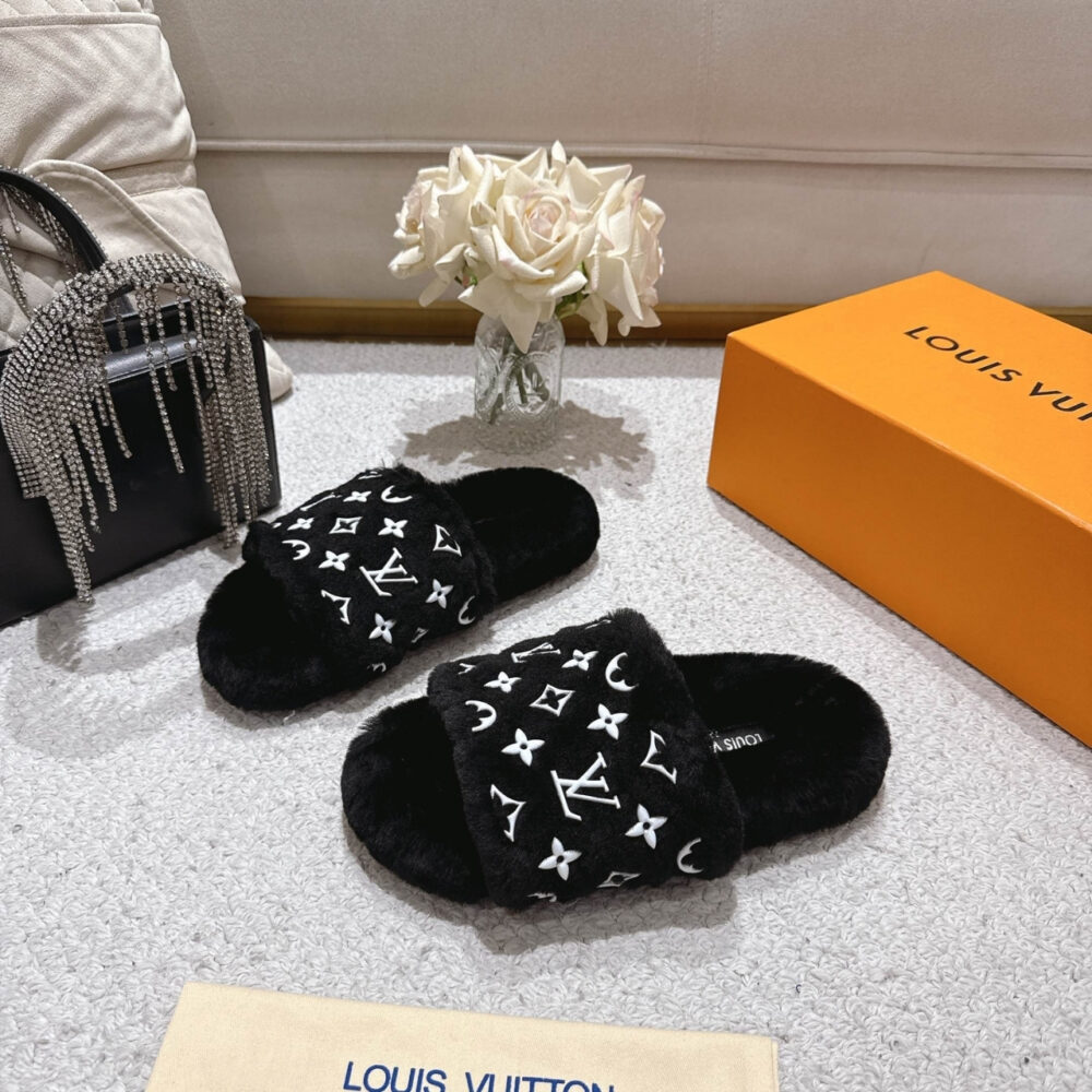 Louis Vuitton Shearling Slippers Black - Image 3