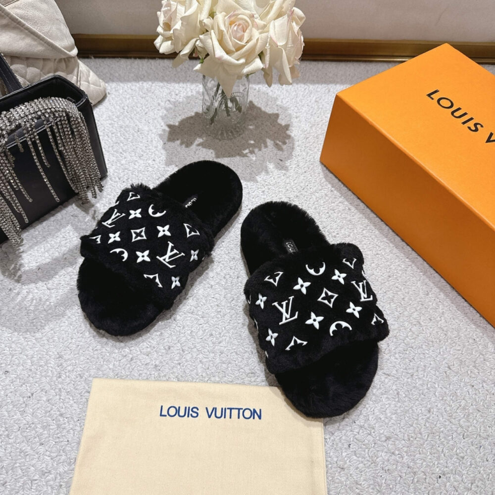 Louis Vuitton Shearling Slippers Black - Image 4