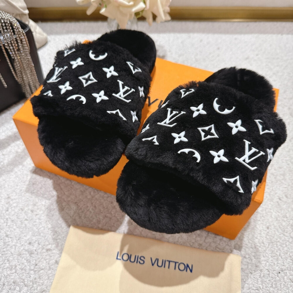 Louis Vuitton Shearling Slippers Black - Image 5