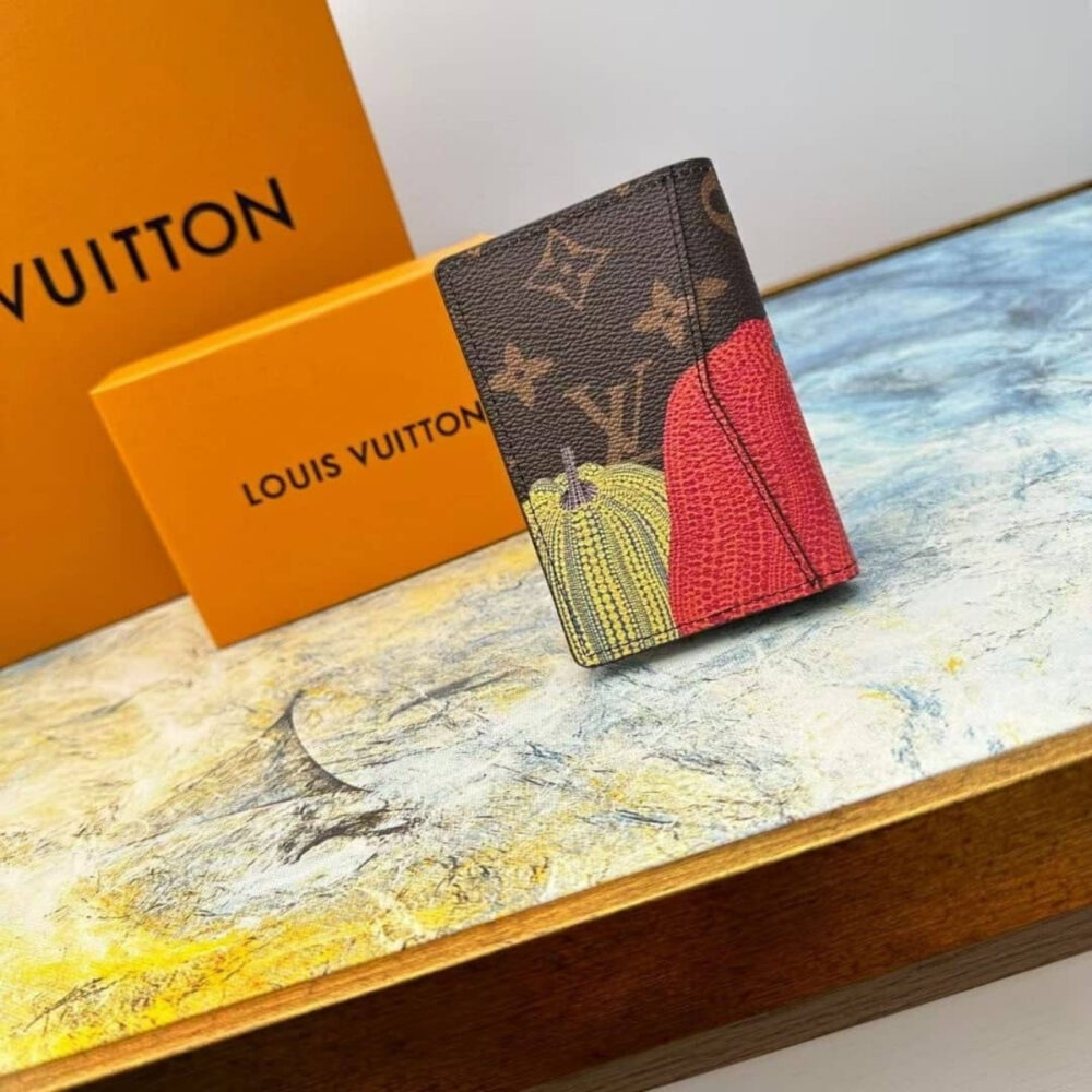 Louis Vuitton x Yayoi Kusama Card Holder Pumpkin Print Brown 12Cm - Image 3