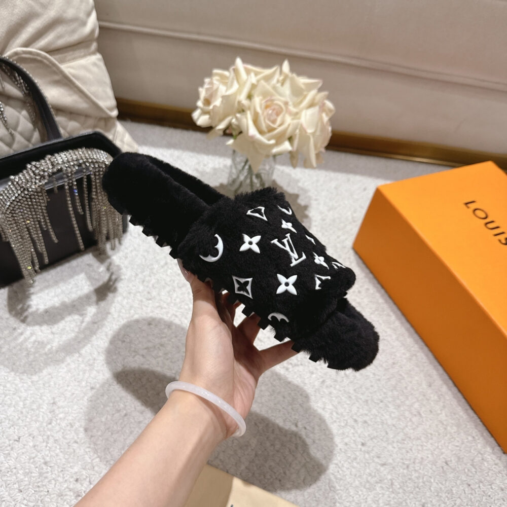 Louis Vuitton Shearling Slippers Black - Image 7