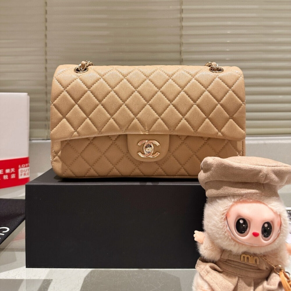 Chanel Classic Double Flap Bag Beige With Gold Hardware 25Cm - Image 2