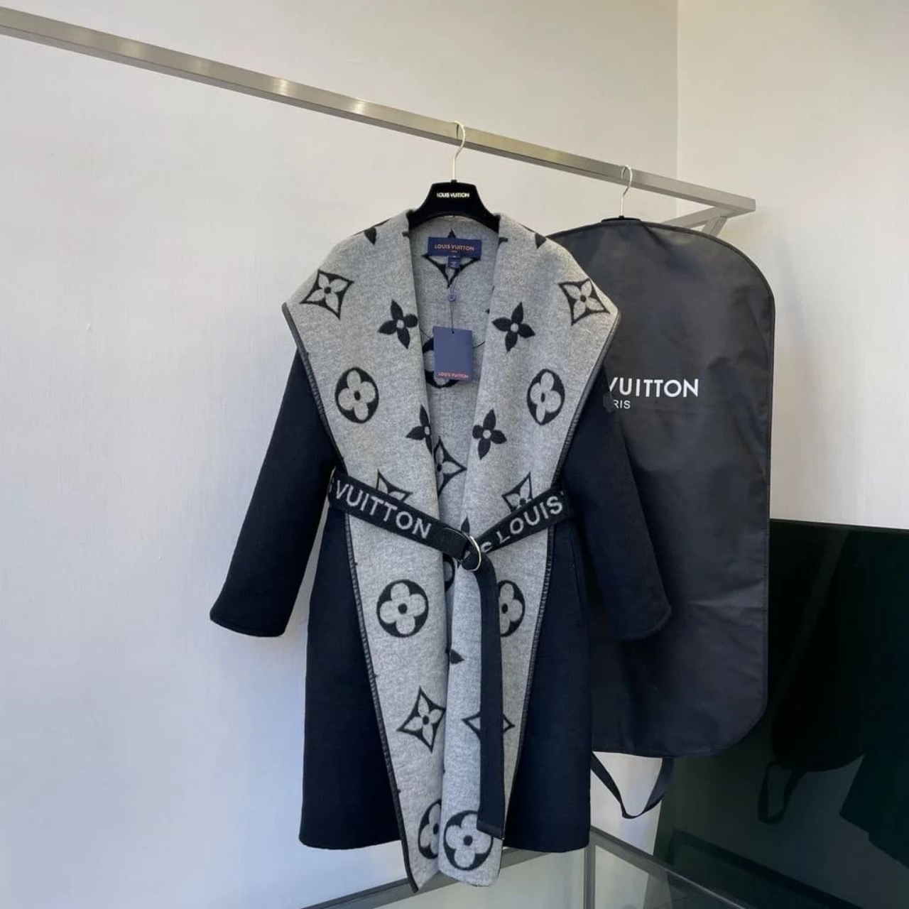 Louis Vuitton Belted Double Sided Hooded Wrap Coat Black And Gray - Image 2