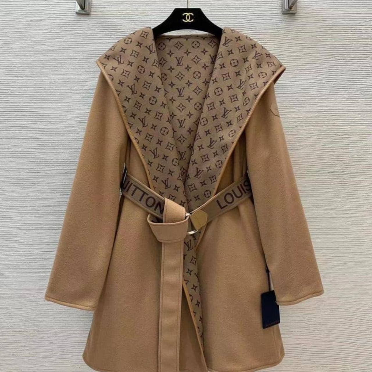 Louis Vuitton Classic Coat Monogram Wool Brown - Image 2