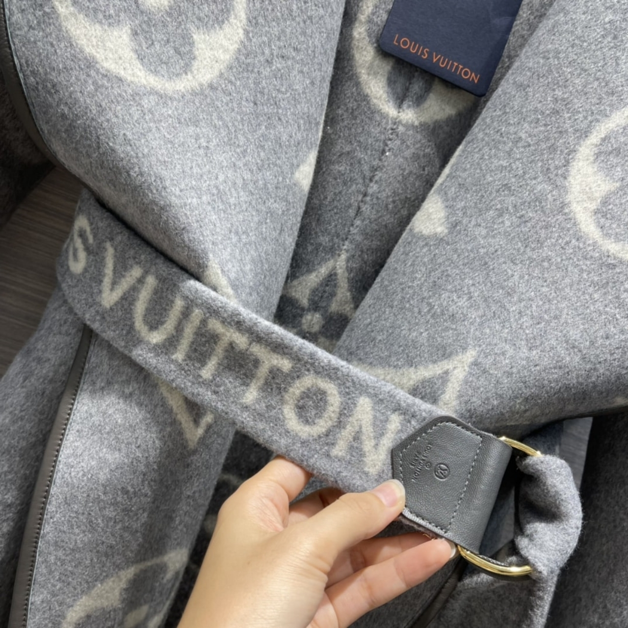 Louis Vuitton Belted Double Sided Hooded Wrap Coat Gray 1A92VF - Image 4
