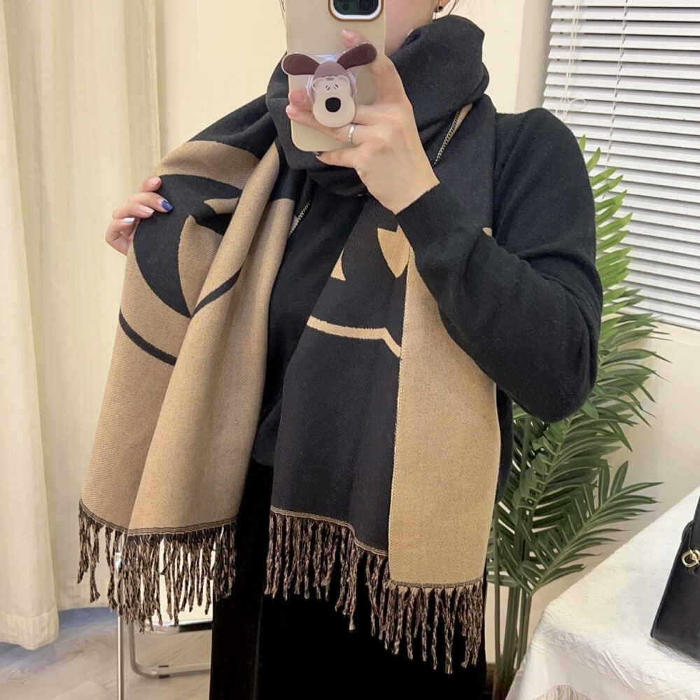 Gucci Wool Cashmere Scarf With Interlocking G Brown 180Cm 715497 3GB02 4978 - Image 3