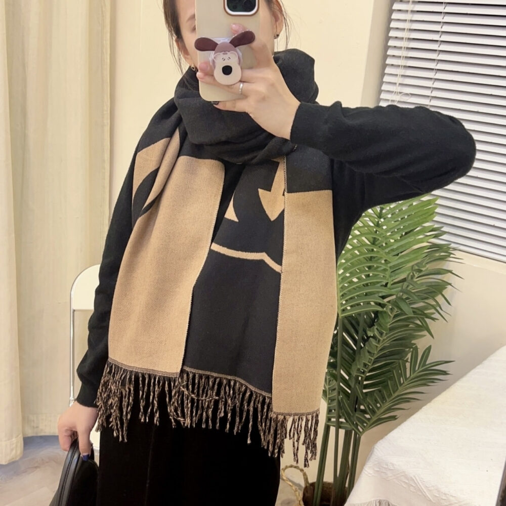 Gucci Wool Cashmere Scarf With Interlocking G Brown 180Cm 715497 3GB02 4978 - Image 4