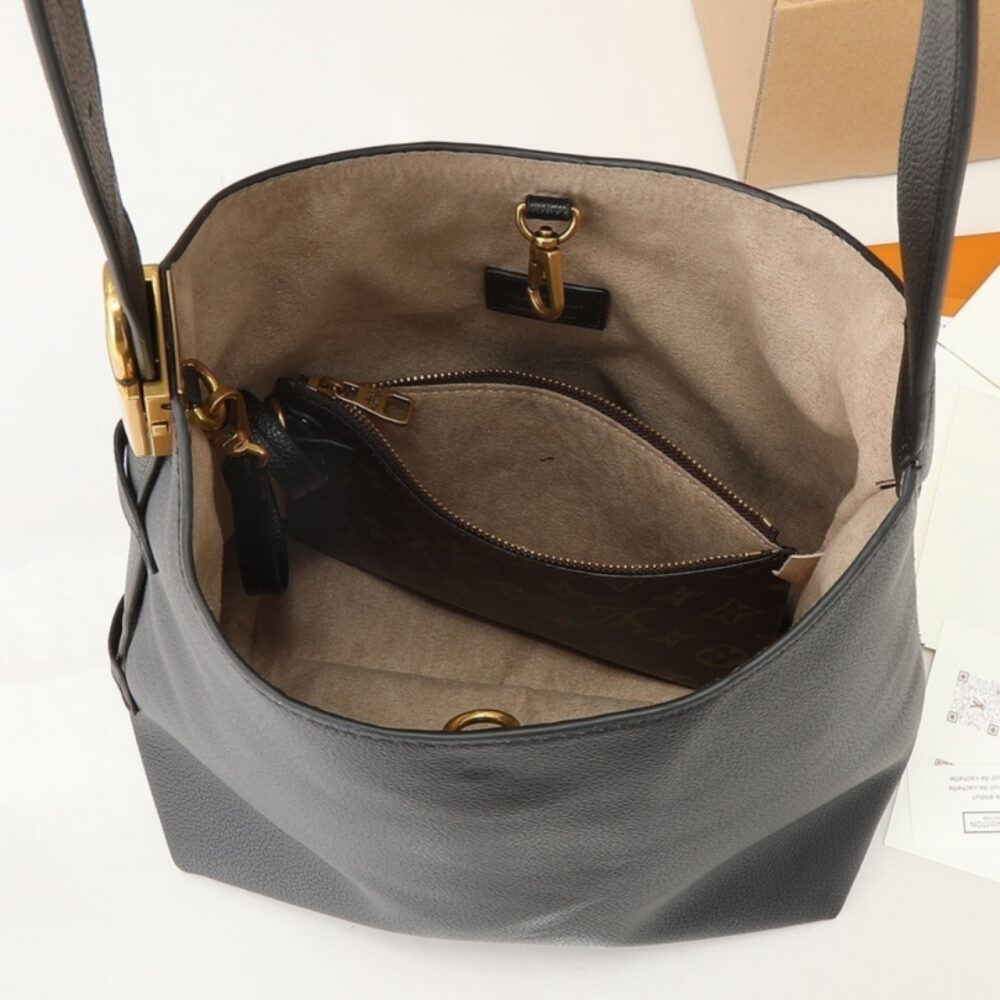 Louis Vuitton Low Key Hobo PM Black 28Cm M25352 - Image 5