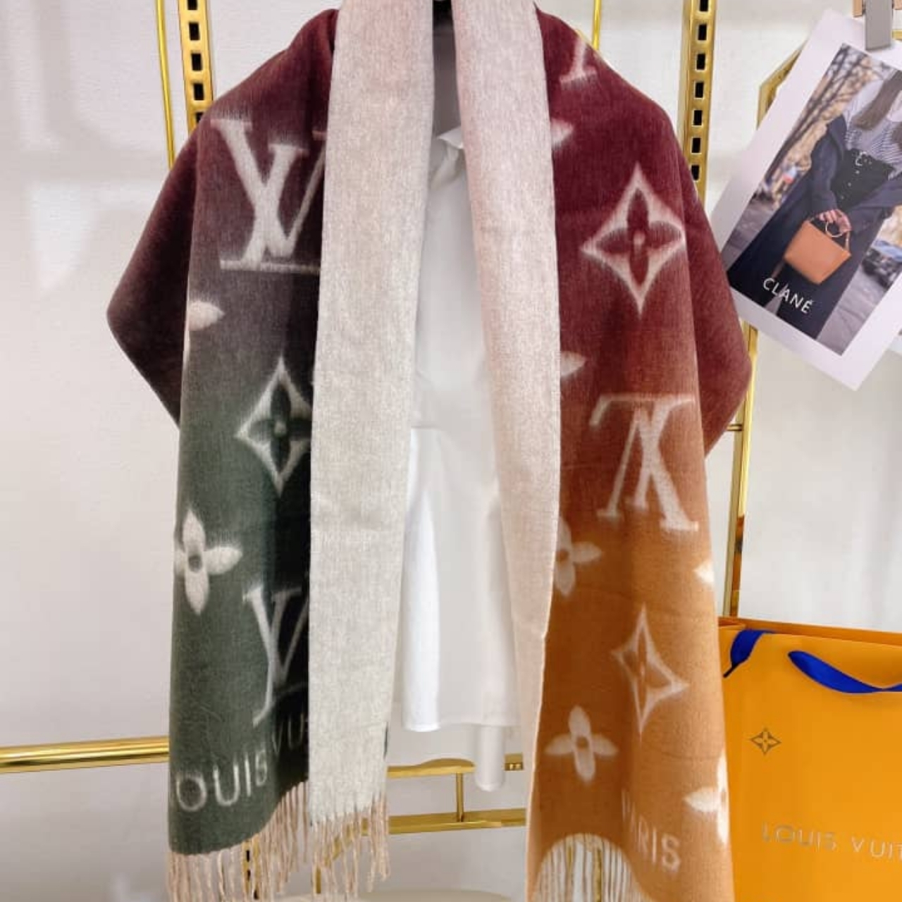 Louis Vuitton Reykjavik Gradient Scarf Multicolor 180Cm - Image 3