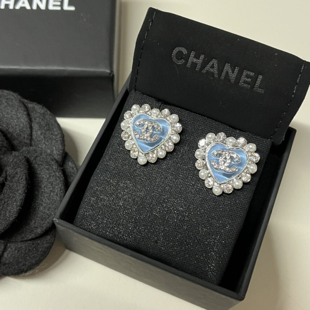Chanel Heart Motif And Crystal Earrings Blue - Image 4