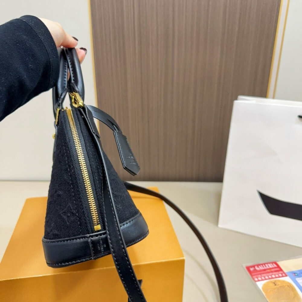 Louis Vuitton Alma Denim Black 24Cm - Image 5