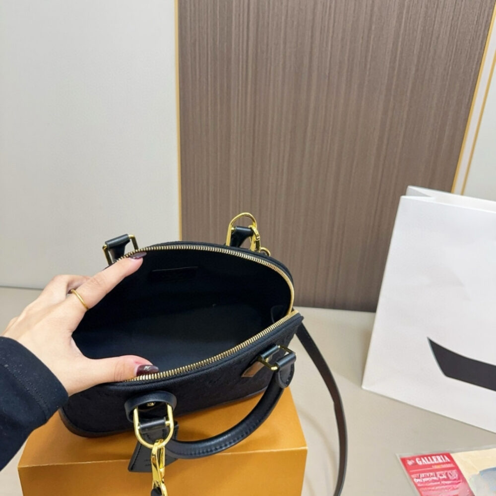Louis Vuitton Alma Denim Black 24Cm - Image 8