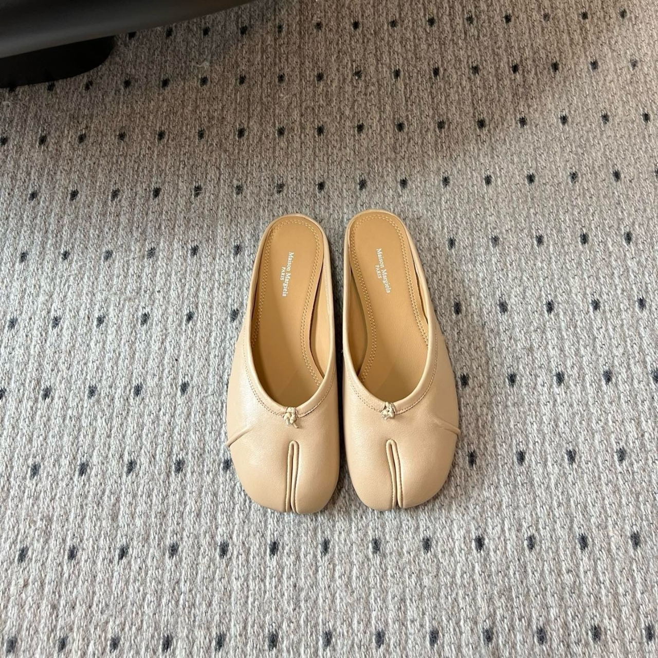 Super Vip 1:1 - Maison Margiela Tabi Ballerina Mule Nude S39WZ0105P6378T4091 - Image 4