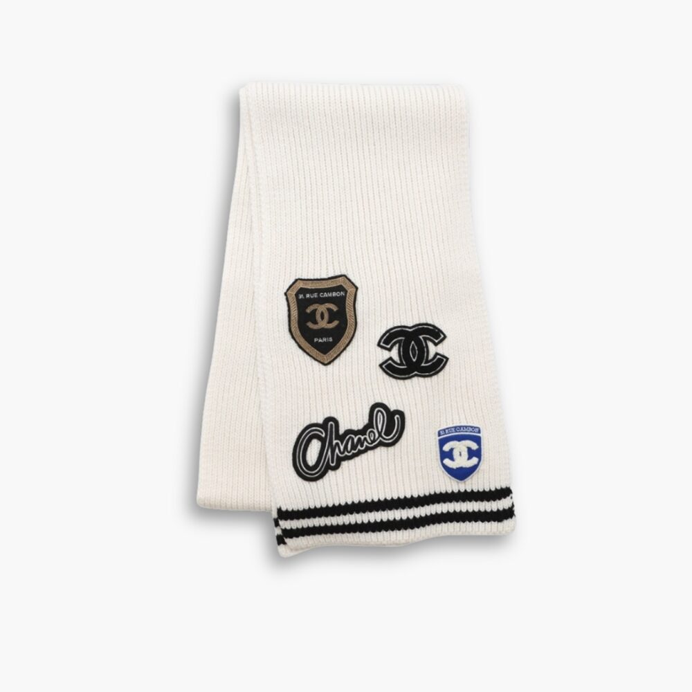 Chanel 24B Cashmere Knitted Badge Scarf White 180Cm