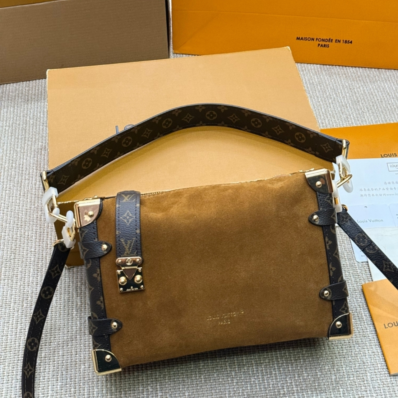 Louis Vuitton Side Trunk MM Tan 18Cm M15072 - Image 3