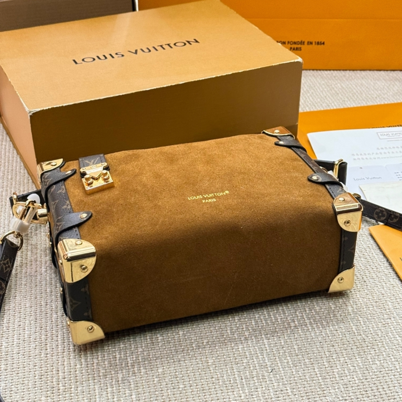 Louis Vuitton Side Trunk MM Tan 18Cm M15072 - Image 4